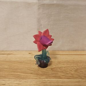 Disney Vampirina Glowtastic PENELOPE Ghoul Glow Venus Fly Trap Plant Figure 3.5”